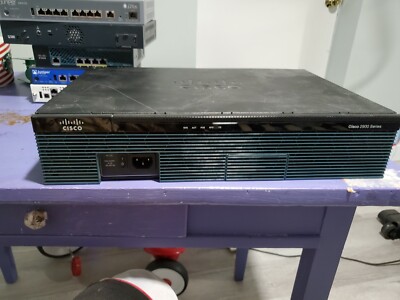 CISCO 2911 router