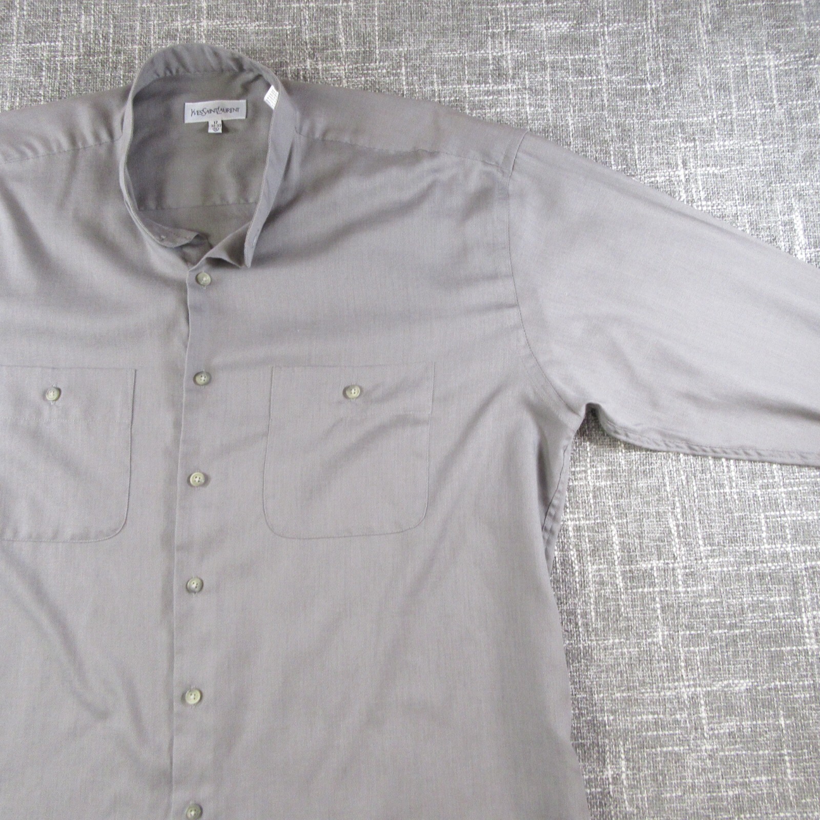 Camicia Yves Saint Laurent da uomo 17 (32 33) XL grigia con bottoni antirughe