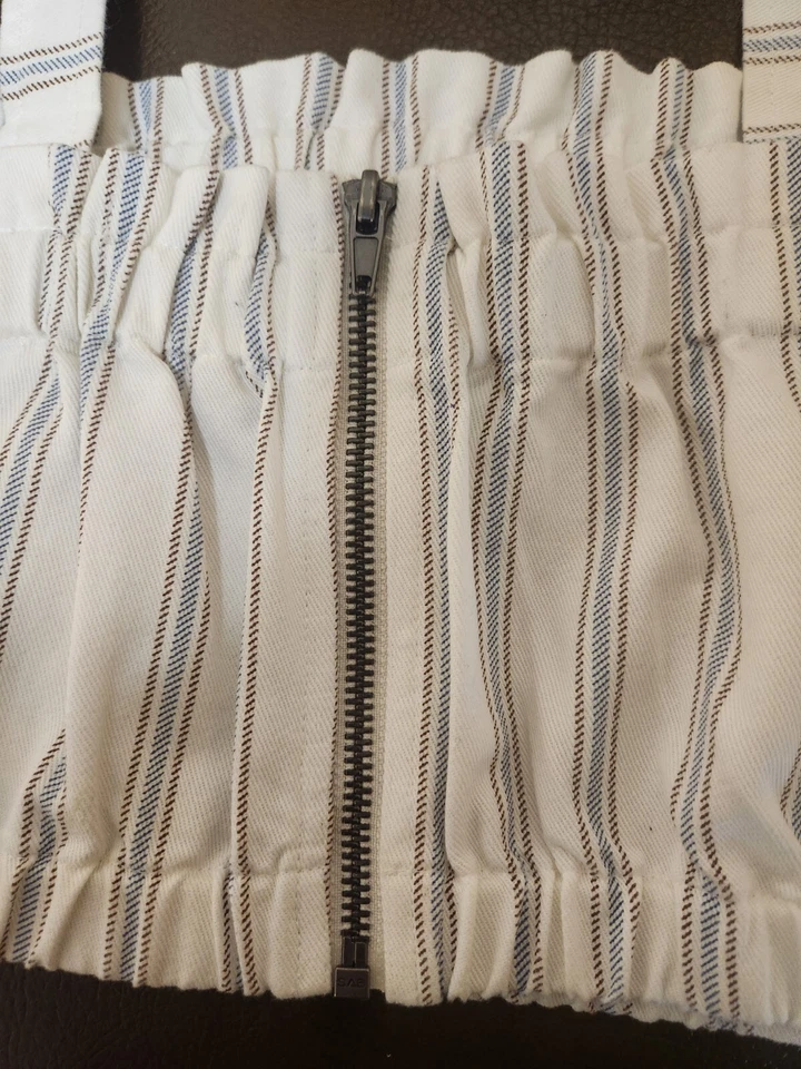 White Denim Ruffled Crop Top. NWT. Med. Juniors. Brixton of Oceanside California - Image 4 of 4