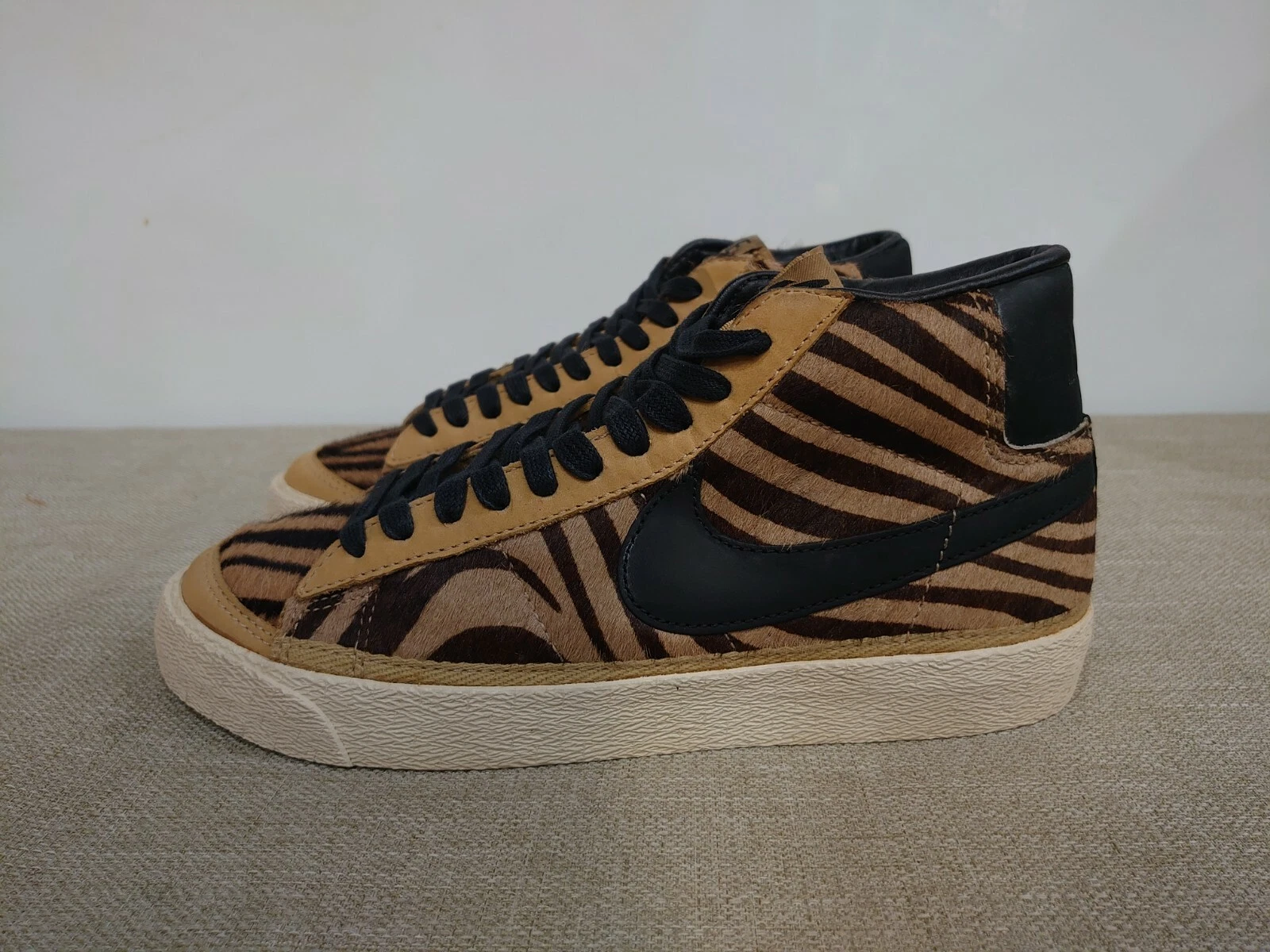 Blazer DS 2004 Nike Wmns Mid ZEBRA taille 7,5 rare 308311 002 vintage Supreme Animal