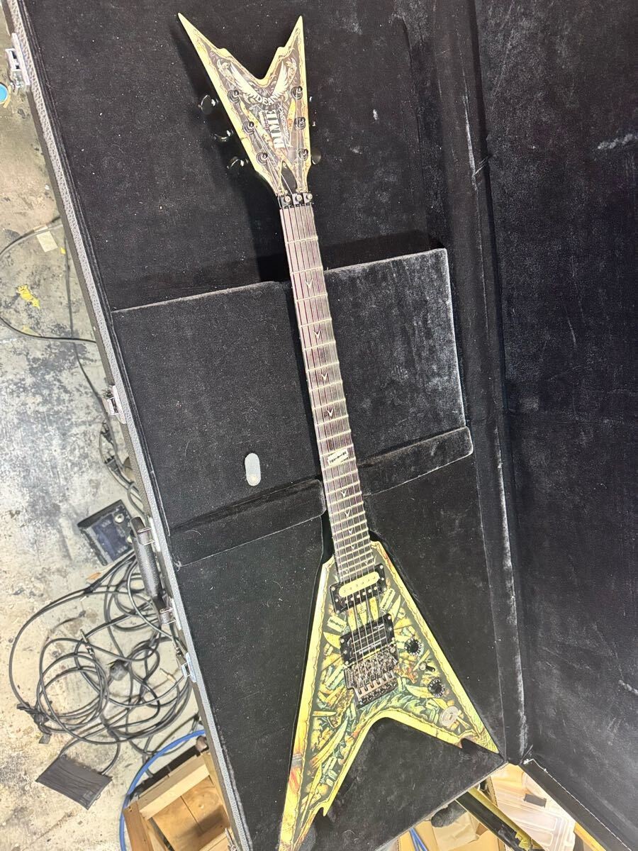 Electric Guitar Dean Dime Razorback V Made in Korea with Hard Case