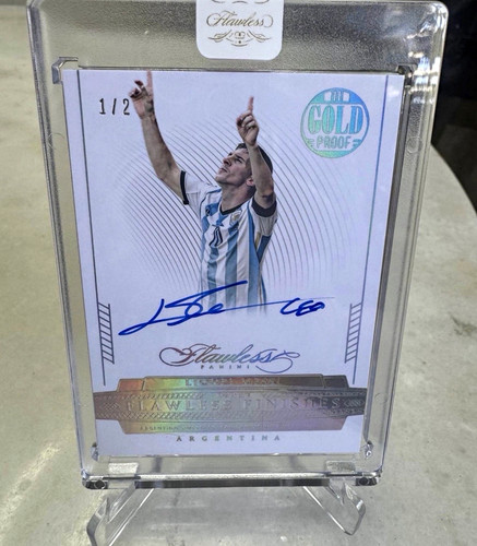Panini Flawless 2024/25 Messi Lamine Yamal Dynasty Gold Proof Auto Patch 1/2