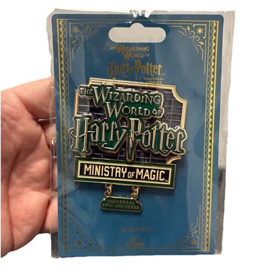 Universal Studios Wizarding World Harry Potter Ministry of Magic Enamel Magnet