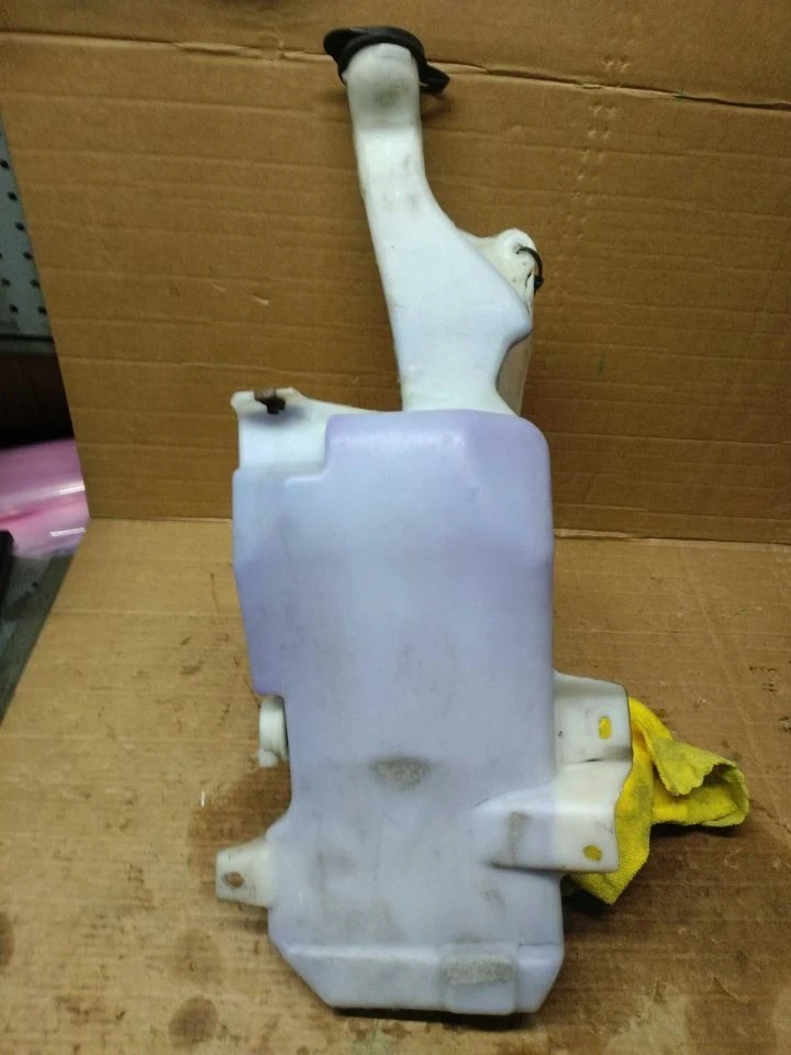 Depósito de lavado compatible con 07-14 ESCALADE 582511 Foto 2 de 4