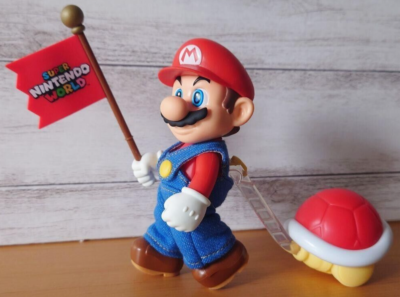 SUPER NINTENDO WORLD TOKOTOKO MARIO with Shell Walking