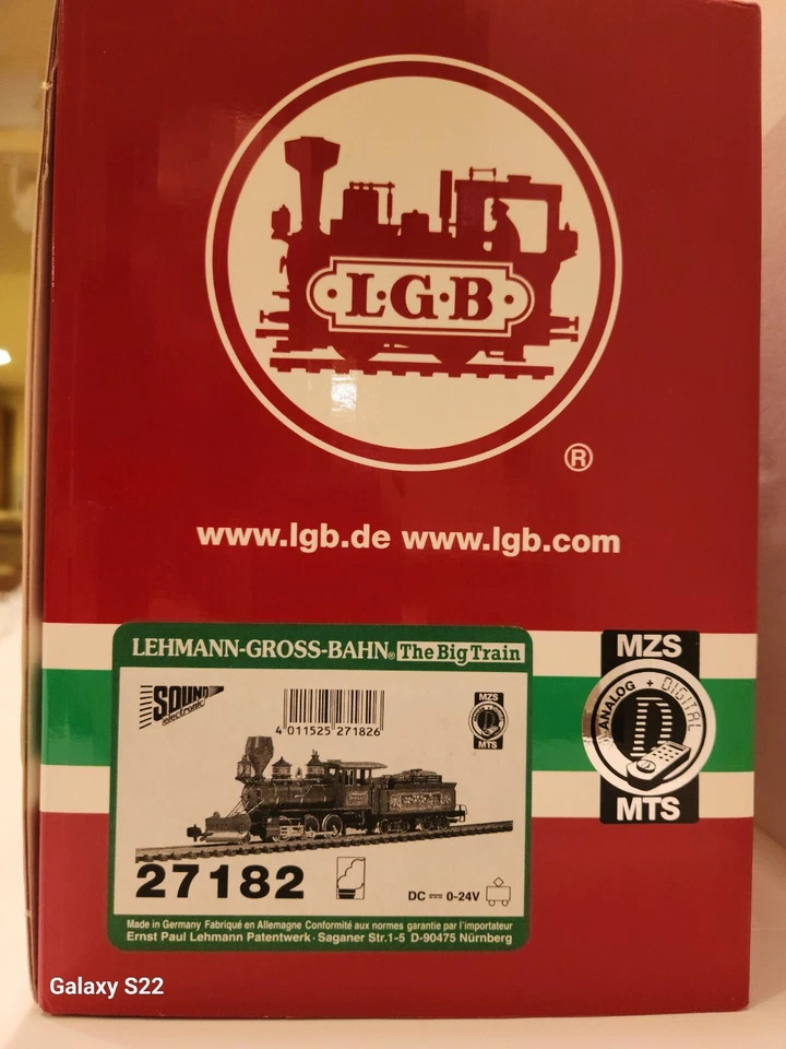 LGB 27182 Christmas 2-6-0 Mogul Steam Locomotive - Sound, Smoke and MTS - Image 2 of 4