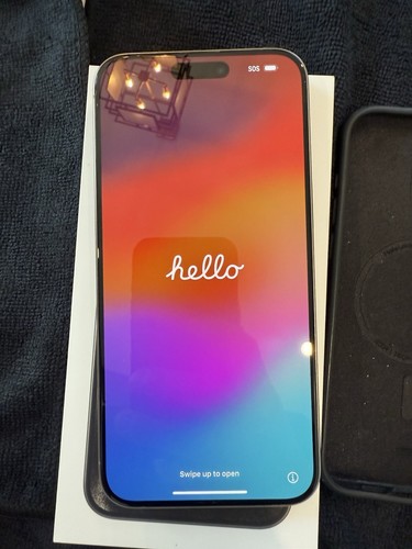 iPhone 15 Pro Max 1 TB Silver + Free Accessories