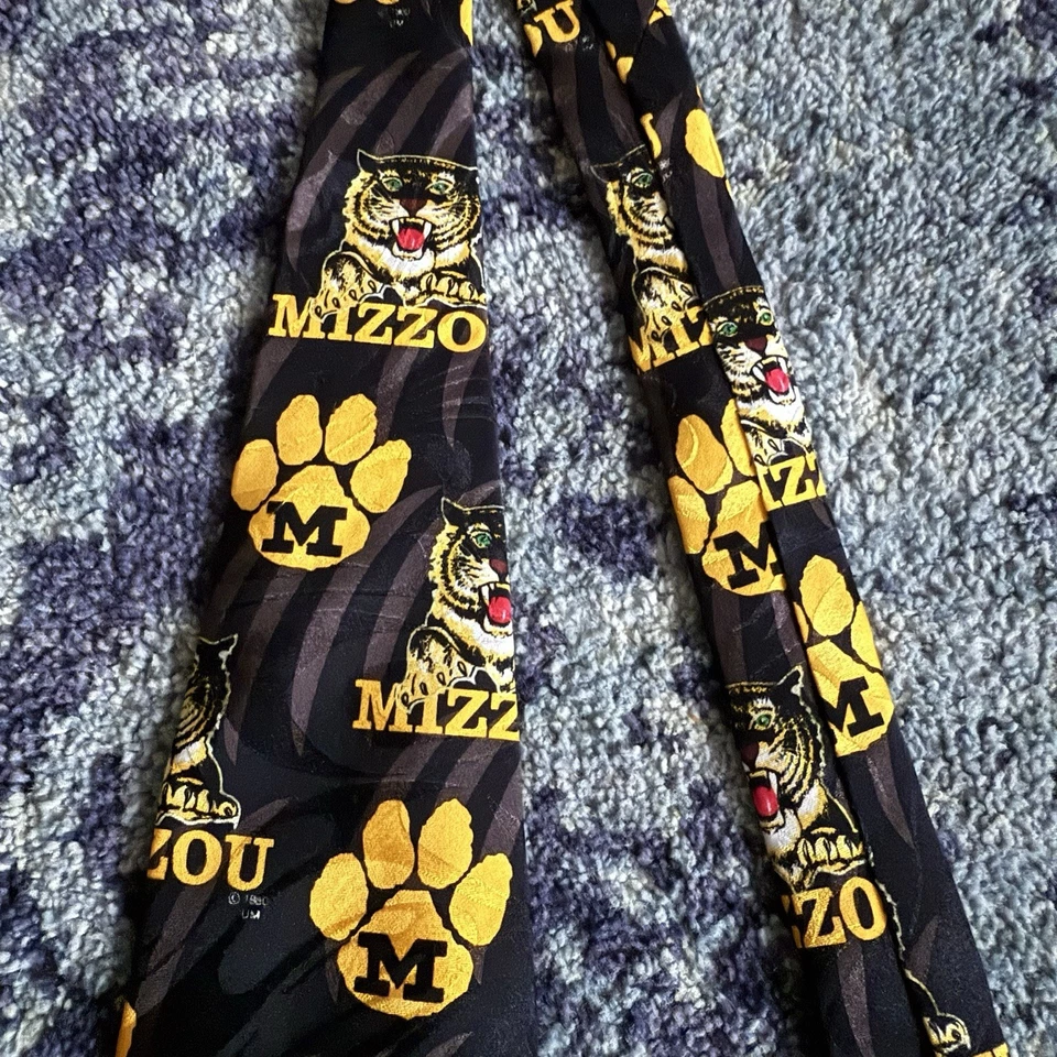 Corbata Colegial Universidad de Missouri MIZZOU Tigre y Pawprint Dorada y Negra Foto 4 de 4
