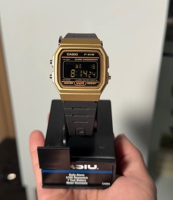 Casio F-91W Gold Case Watch Color Mod:  Blackout LCD - Brand New