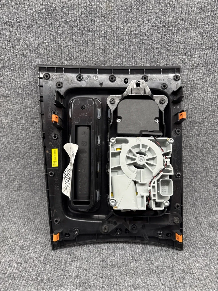 CHRYSLER 300 S 17-23 OEM CENTER CONSOLE AUTOMATIC TRANSMISSION SHIFTER SWITCH - Image 4 of 4