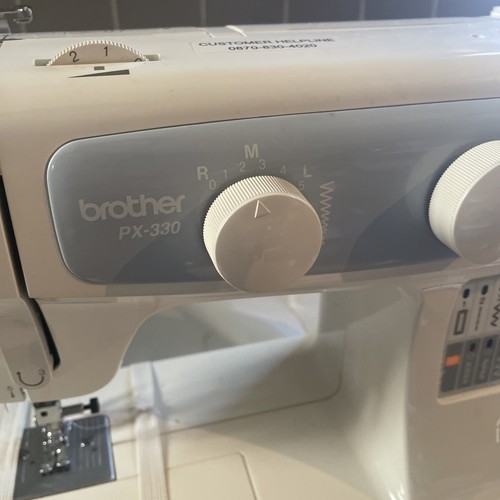 Máquina de coser Brother PX-330. Probado funcionando - Imagen 3 de 15
