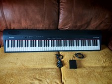 Roland Go Piano 88 Musical Keyboard with Sustain Pedal and Power Cable