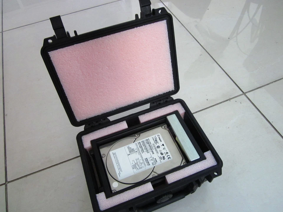 Seagate 36GB, 10K RPM, SCSI, U160 68 Pin - 9T9002-001 - Image 4 of 4