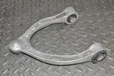 MERCEDES W205 C63 AMG 2016 Vorderer rechter oberer Querlenker 11671971 MERCEDES W205 C63 AMG 2016 Vorderer rechter oberer Querlenker 11671971