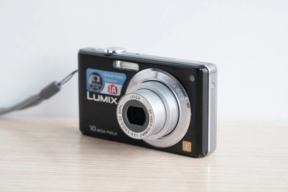 Panasonic Digital Camera Lumix DMC-FS8 10.1MP Black Tested Full Set *Read*, photo 4 of 5