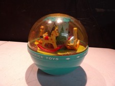 E9902 - Vintage Fisher Price Roly Poly Chime Ball 1966 Made in USA