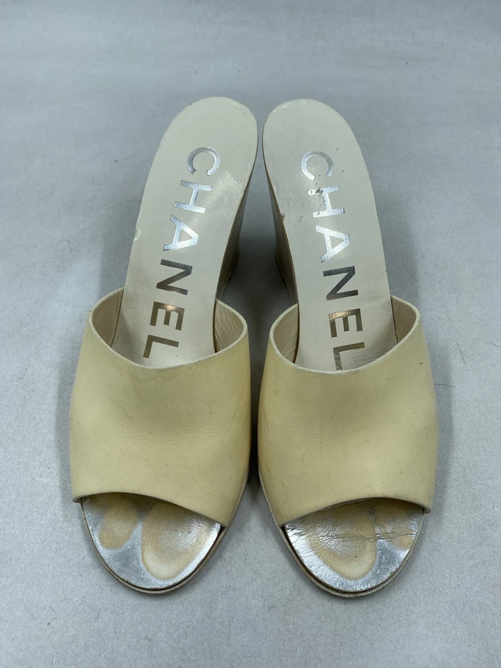 Chanel кремовая кожа на танкетке Mules W 6,5 - Изображение 2 из 4