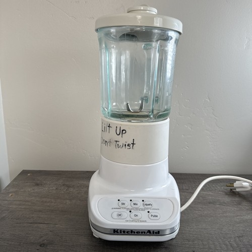 KitchenAid Blender Classic White 40 oz. Capacity Model KSB3WH TESTED