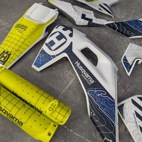 Plastics + Graphics Husqvarna TE FE 2020 2021 2022 2023 Matte finish - Picture 4 of 12