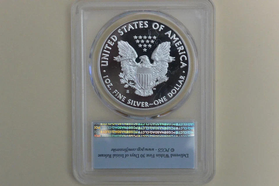 2017 S US MINT LIMITED EDITION SILVER PROOF SET W/ PCGS PR70 Siver Eagle - Image 4 of 4