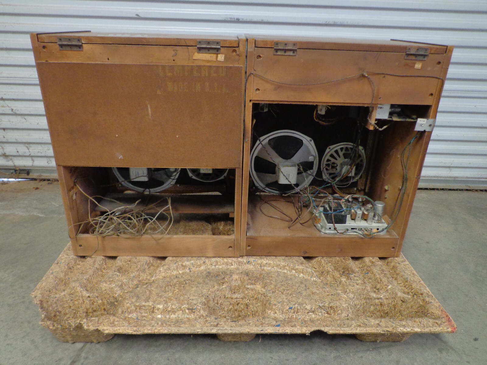 Vintage Magnavox Tube Record Player Stereo Console Set MCM Mid