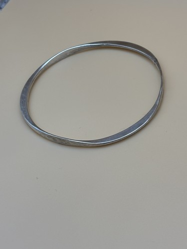 James Avery Sterling Silver Wavy Hammered Bangle Bracelet 7.5"