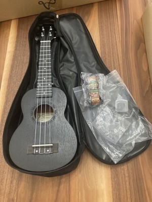 AODSK Concert Black Ukulele for Beginners Kit 23 Inch with Gig Bag Strap Nylon