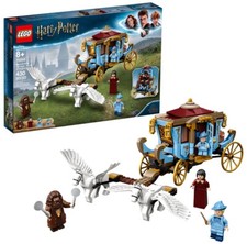 LEGO Harry Potter: Beauxbatons' Carriage: Arrival at Hogwarts