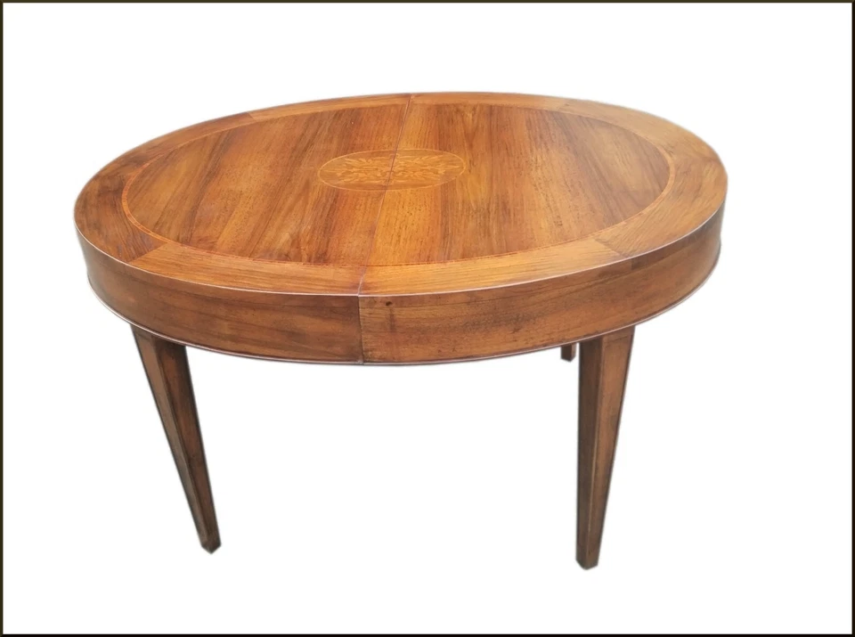 Tavolo ovale allungabile con prolunghe intarsiate e gamba impero scanalata - Immagine 4 di 4