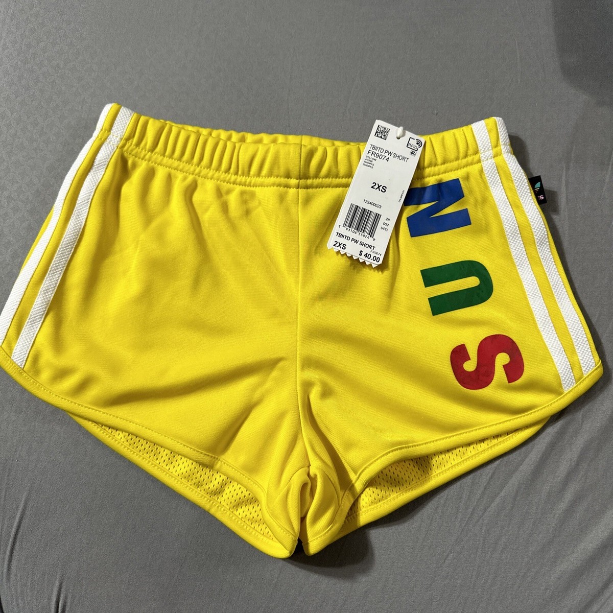 Adidas Originals X Pharrell Williams FR9074 Shorts Yellow Sun Hu
