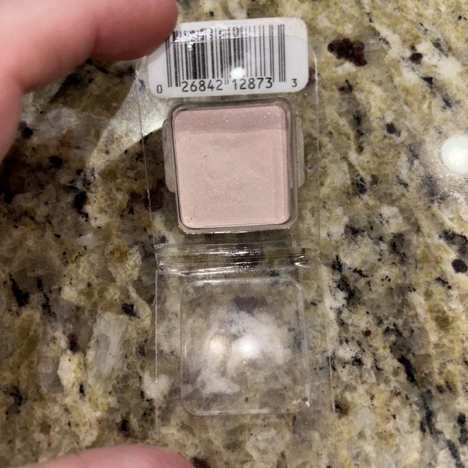 1 Prescriptives Colorscope Eye Color  Orchid 19 Cool - Shimmer  - Image 3 of 3