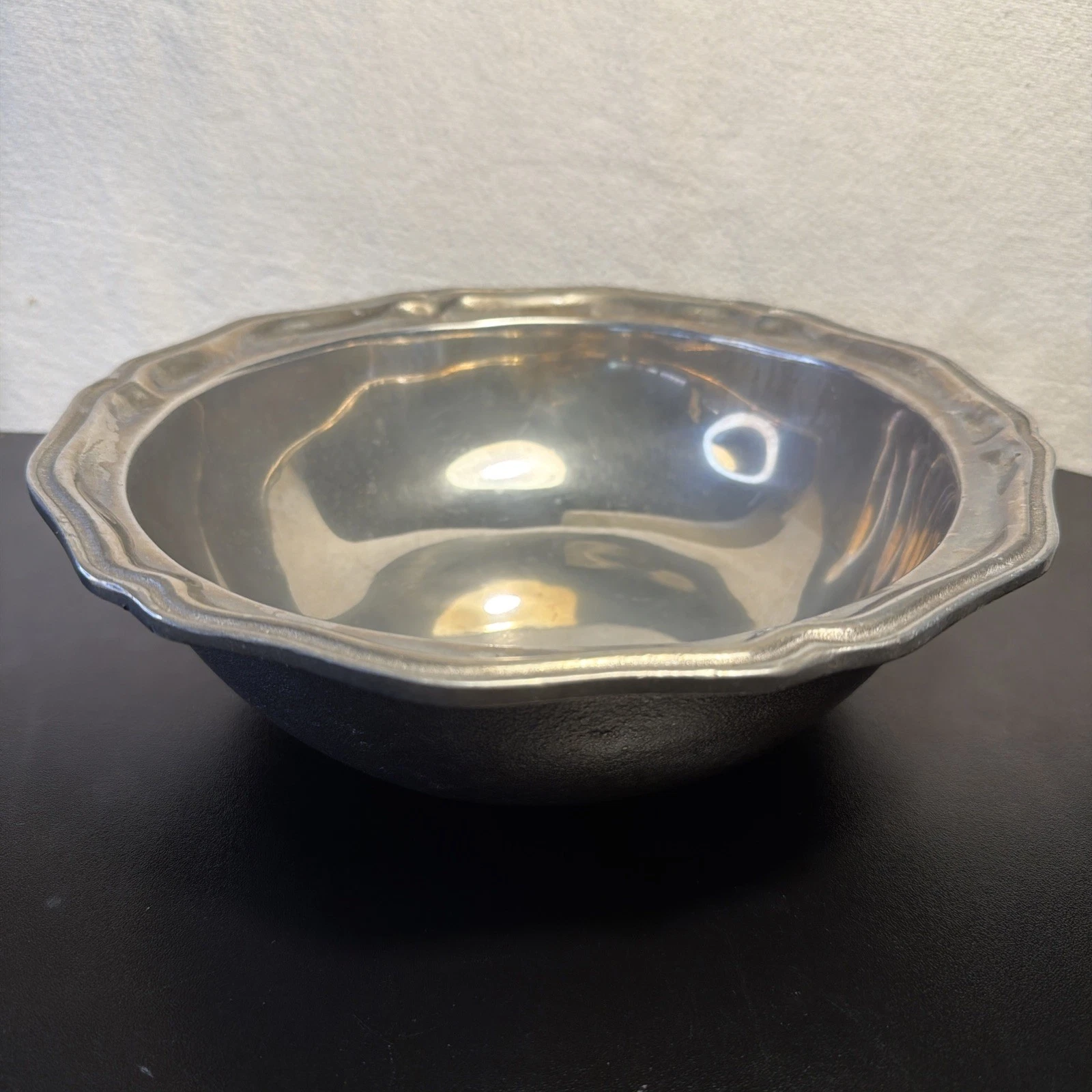 Wilton Armetale Queen Anne 10" Serving Bowl Pewter-Style Made in PA USA 1972 VTG
