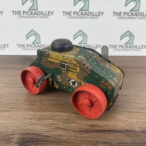 Vintage Marx Tin Litho Climbing Fighting Tank Wind Up