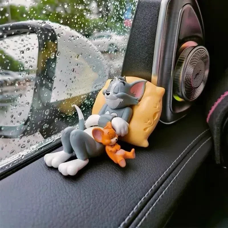 Sleeping Tom Jerry Action Figure Car Ornament Desktop / Air Condition Vent Decor