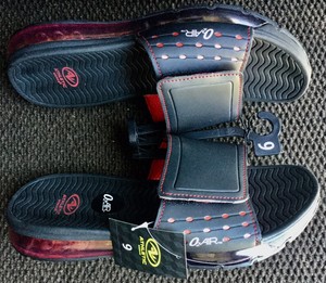 size 9 men's slide sandals