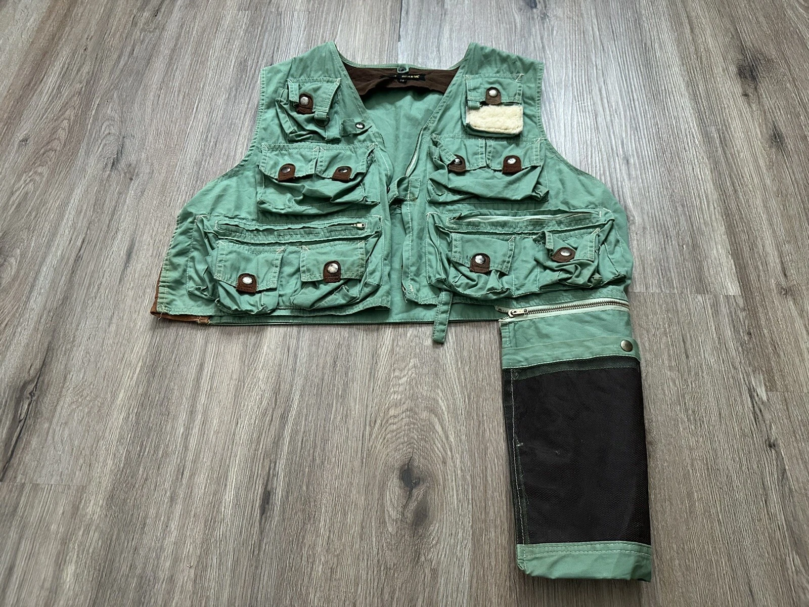Vintage 1970’s Hurricane Hong Kong Cotton Sportsman Fishing Hunting Vest Size M