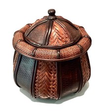 Vintage Unused Chinese Top Covered Straw Woven Decor Basket 12&rdquo;H