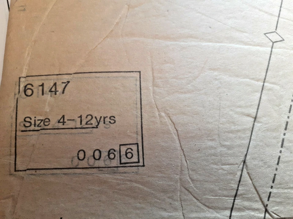 New Look 6147 Waistcoat Vest Skirt Pants Shorts Sewing Pattern Girls 4-12 UC - Image 4 of 4