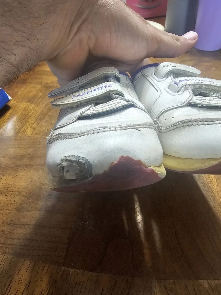 Zapatos de colección Disney Aladdin Jasmine niño pequeño talla 11 con caja usados como están ver fotos Foto 3 de 4