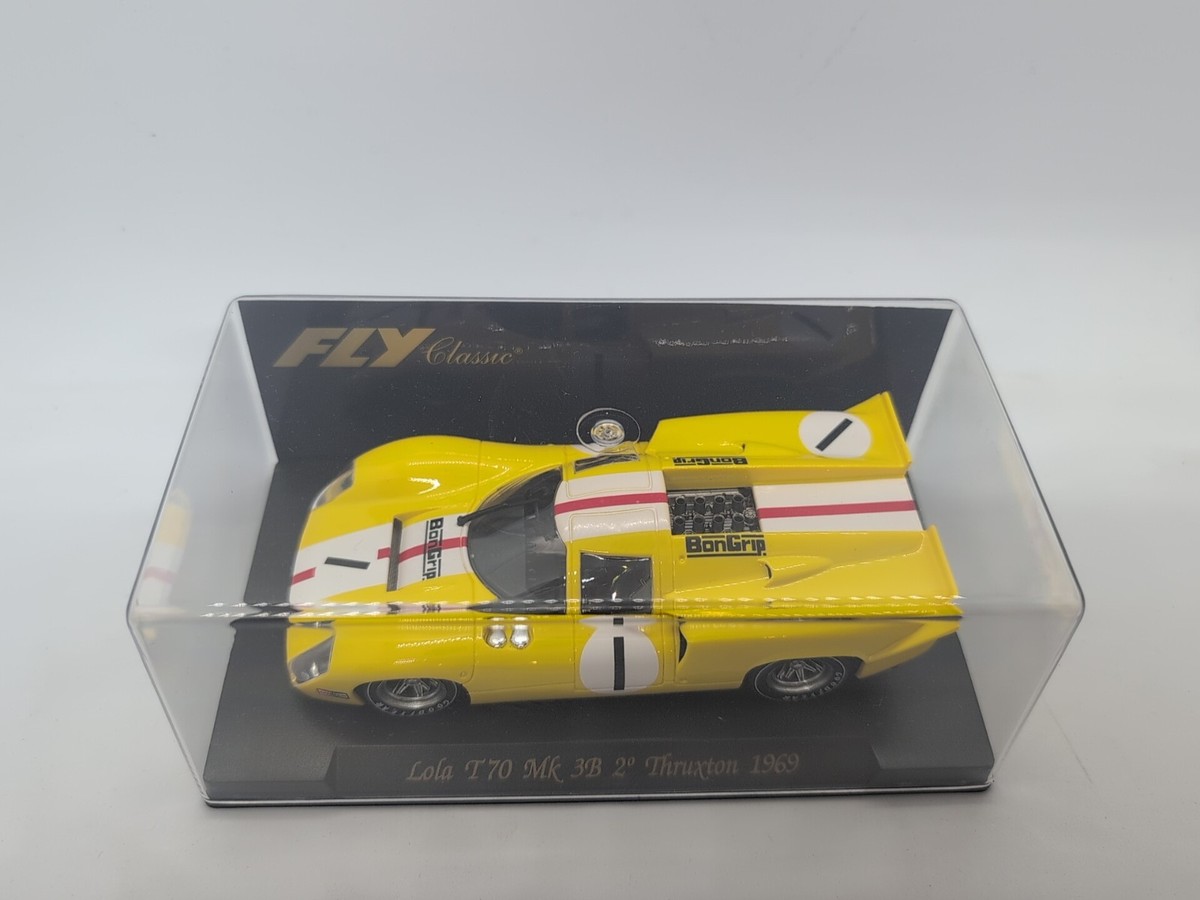 1/32 FLY LOLA T70 MK3B 1 Thruxton 1969 スロットカー