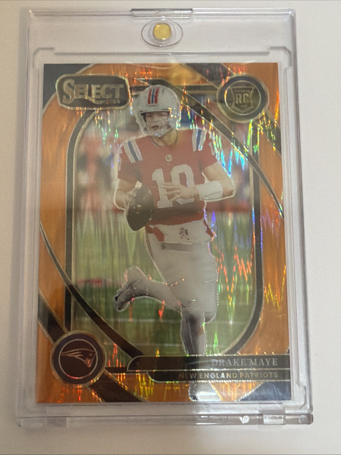 2024 Panini Select - Club Level Drake Maye #218 Orange Shock Prizm /399 (RC)