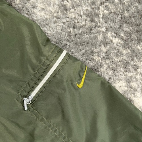 Vintage Nike Track Jacket Boys Medium Green Full Zip Embroidered Swoosh Logo Y2K - Picture 4 of 14
