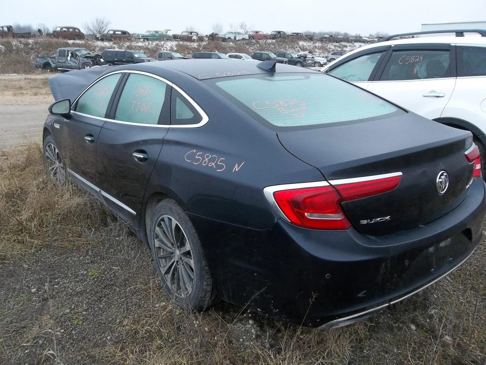 Used Front Center Interior Rear View Mirror fits: 2017 Buick Lacrosse automatic - Изображение 4 из 4