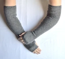 Handmade, knitted 100% cashmere arm warmers