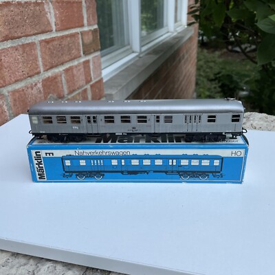 Marklin No. 4077 DB Silverling Passenger Car - Metal - HO in