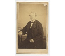 DISTINGUISHED MAN W/ BEARD + BOOKS, CDV STUDIO PORTRAIT 