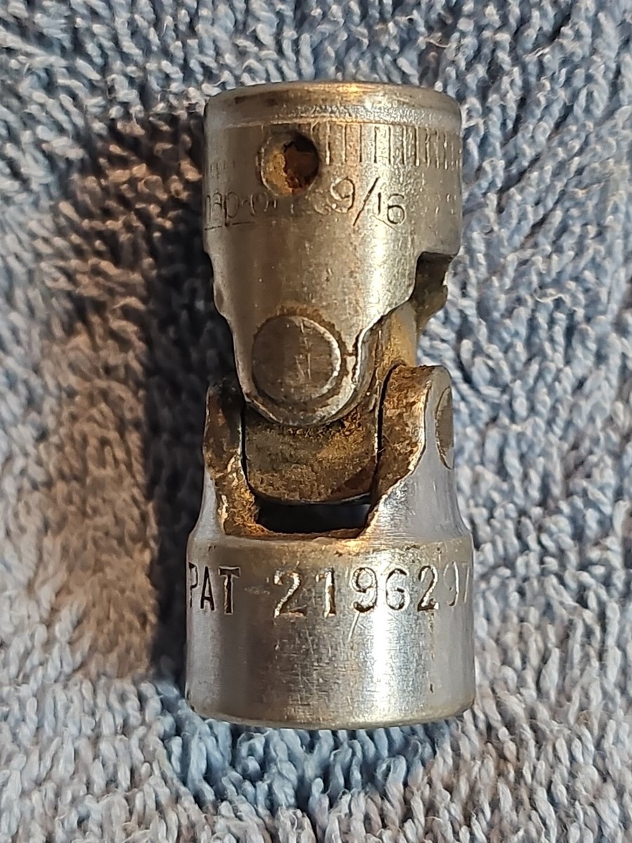 SNAP ON TOOLS - Vintage 9/16” Swivel Socket 3/8” Drive, 12pt