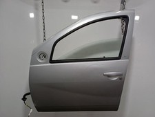 Porte avant et accessoires Dacia DUSTER