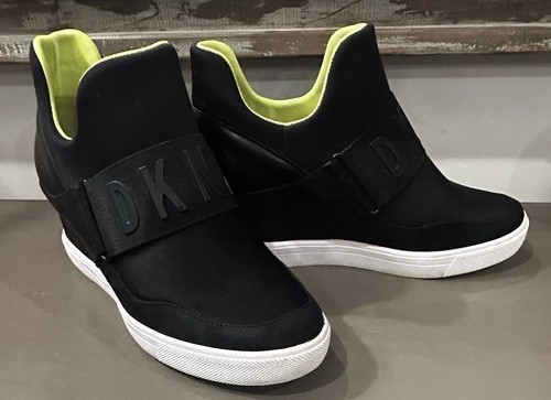 DKNY Womens Black Scuba Slip On Sneaker Hidden Wedge Heel Ankle Boot Size 7.5M - Picture 2 of 9