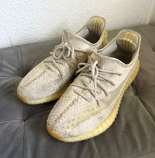 adidas Yeezy Boost 350 V2 Beige Low Top Cushi...